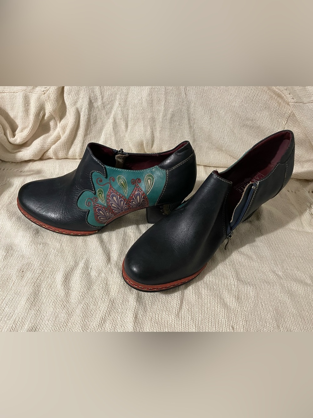 L'ATISTE Navy Leather Shoe with Teal and Red Paisley Accent
